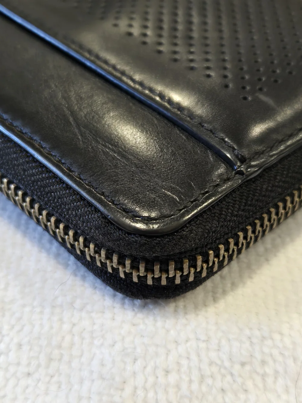 Coach Black Perforated Leather Zip Around Wallet - Picture 4 of 16